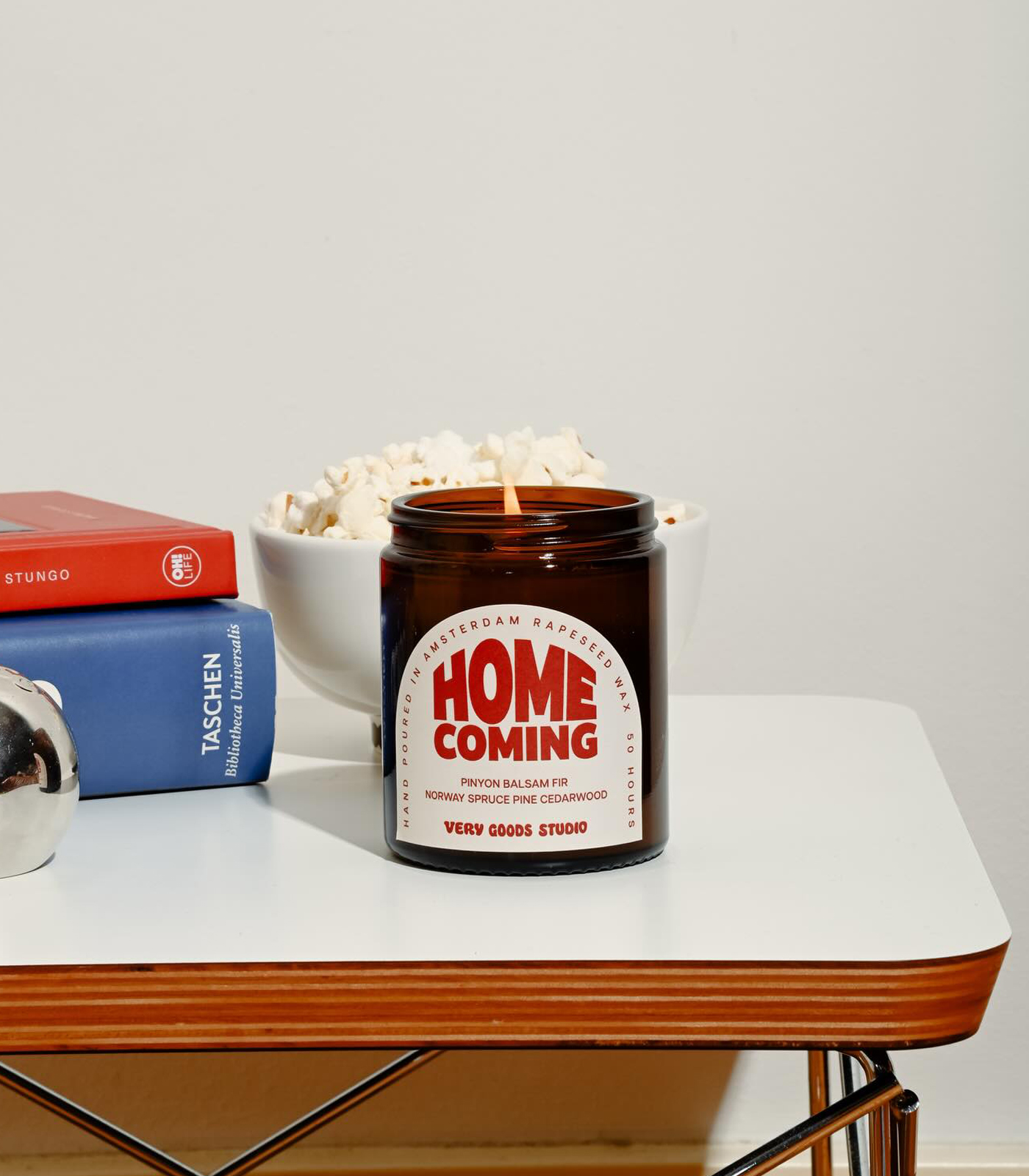 very-goods-studio-homecoming-kaars-candle-2