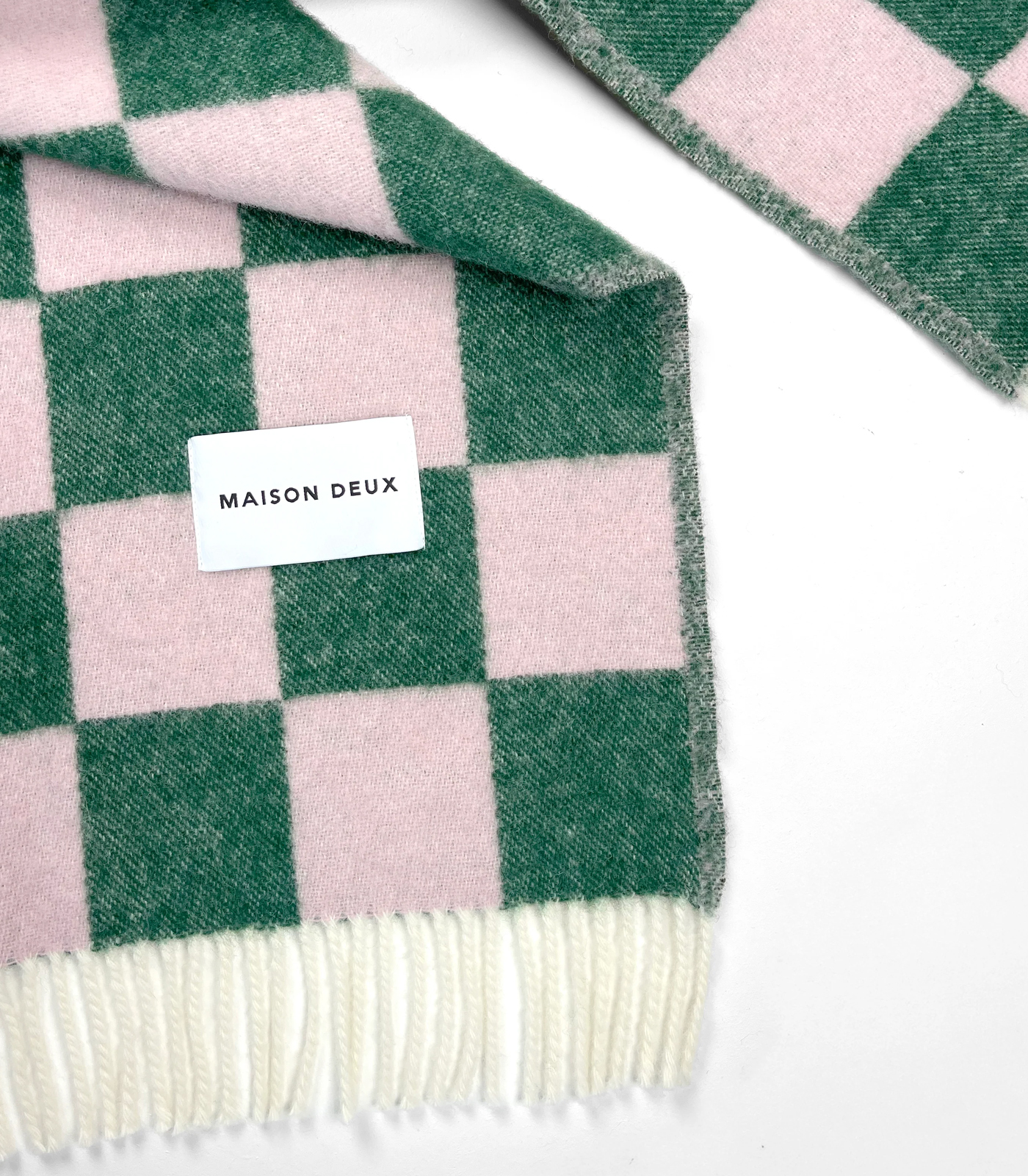 maison-deux-wollen-deken-checkerboard-green-pink-2