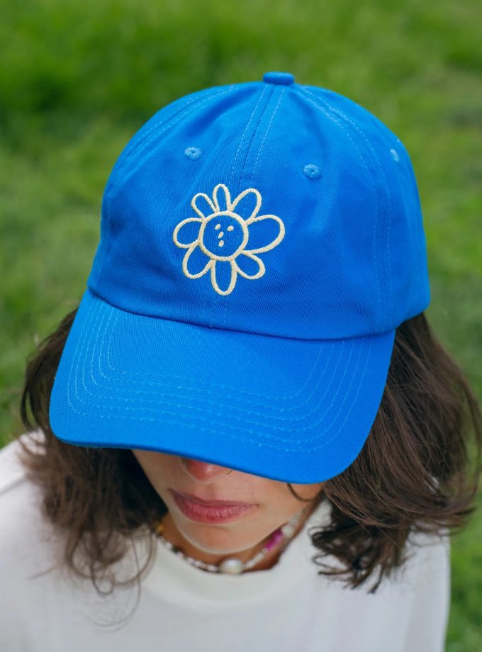 Silly-Flower-Cap-Butter-Blue-TARTA-GELATINA-pet