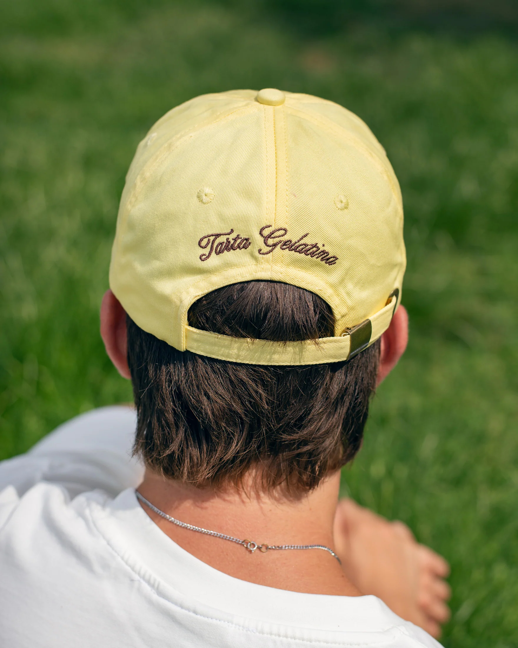 Silly-Flower-Cap-Butter-Yellow-TARTA-GELATINA-pet