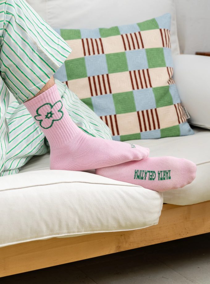 Slow-Days-Pink-Flower-Socks-sokken-TARTA-GELATINA