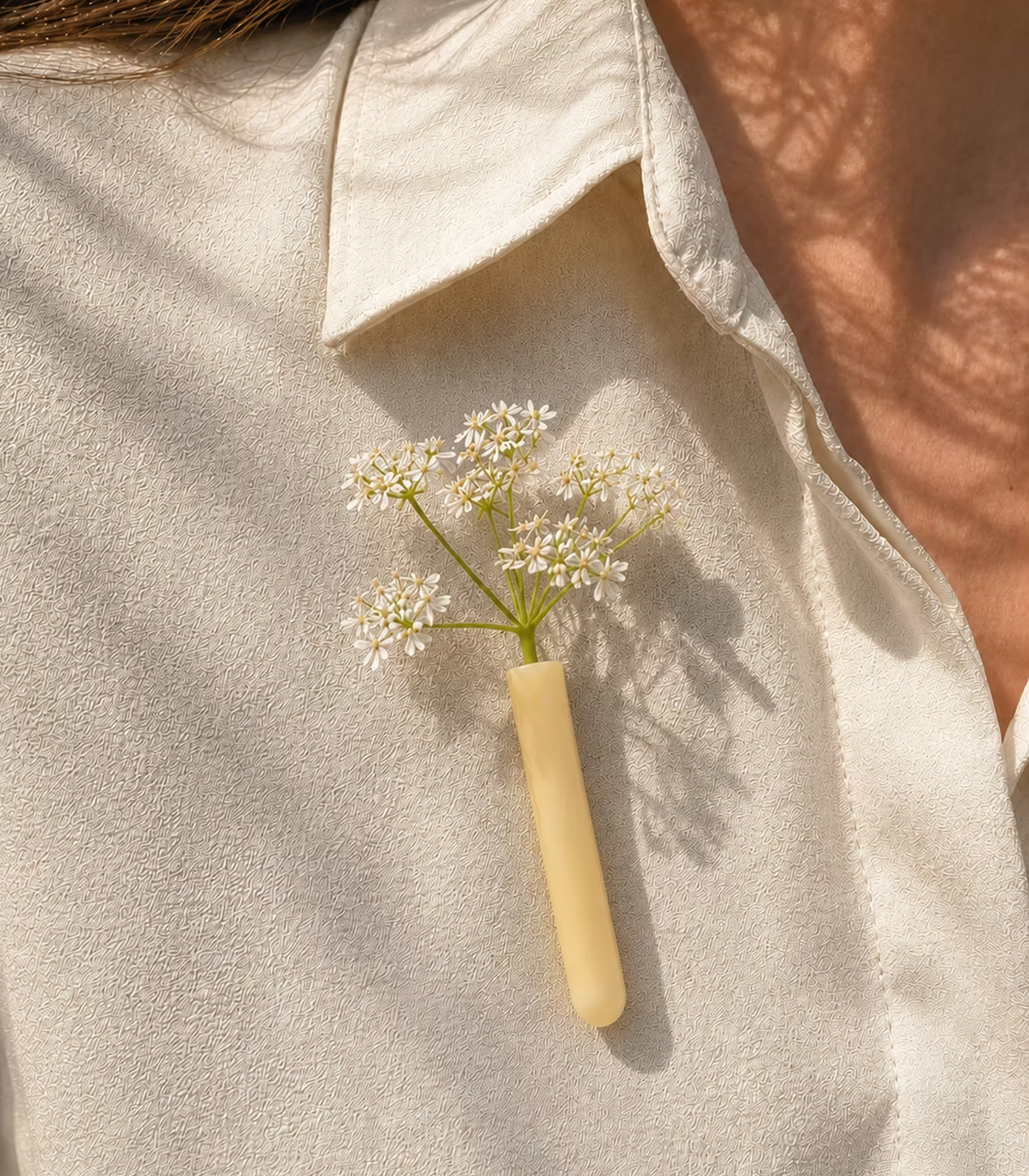 muurbloempjes-bloemenbroche-geel
