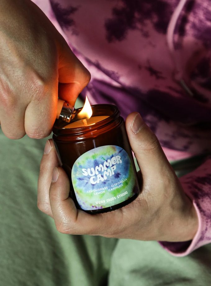very-goods-studio-summer-camp-kaars-candle-170ml
